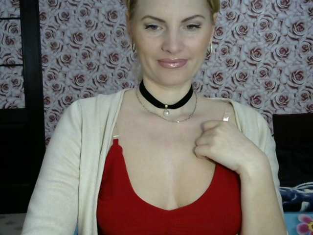 Live sex webcam photo for TastyXJam #241420853