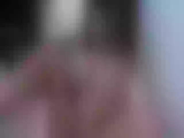 Live sex webcam photo for SweetndCrazy #253411330