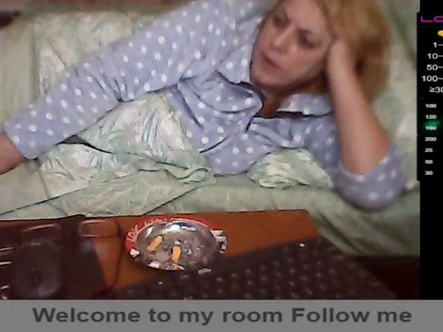 Live sex webcam photo for pussyboom11 #241360902