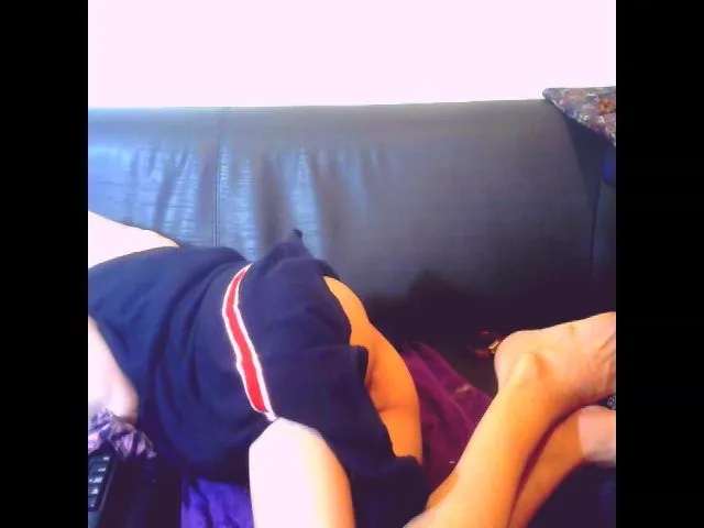 Live sex webcam photo for Sexygeny #264335069