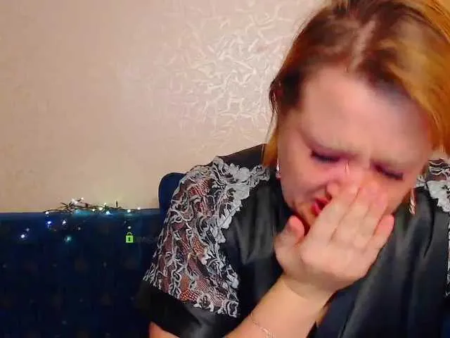 Live sex webcam photo for NewAnna #240887410