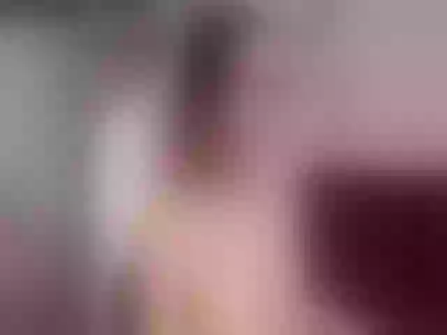 Live sex webcam photo for Sun_kissed1 #265386314