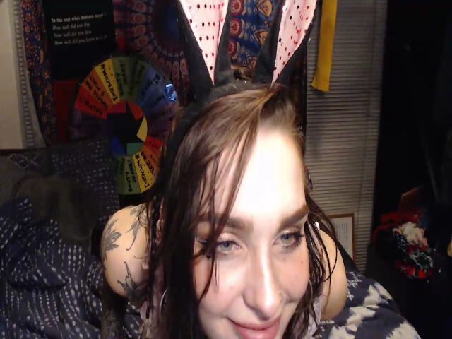 Live sex webcam photo for LlittleLlama #255902301