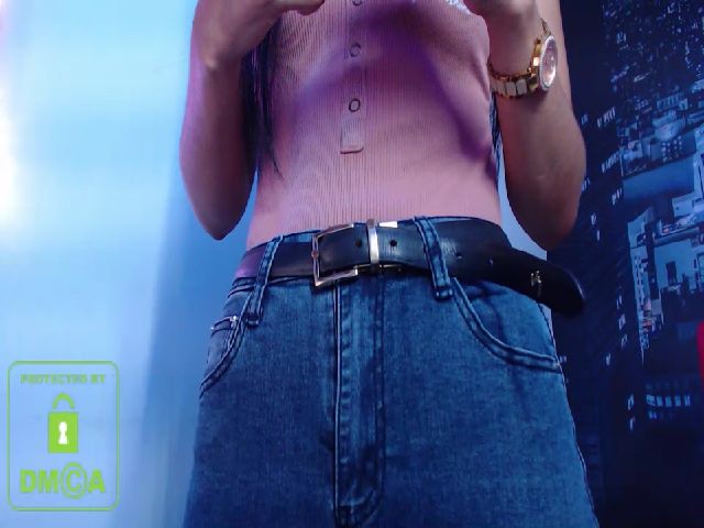 Live sex webcam photo for Haily_scot #265595213