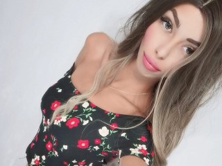 Live sex webcam photo for KissaPenny #240817201