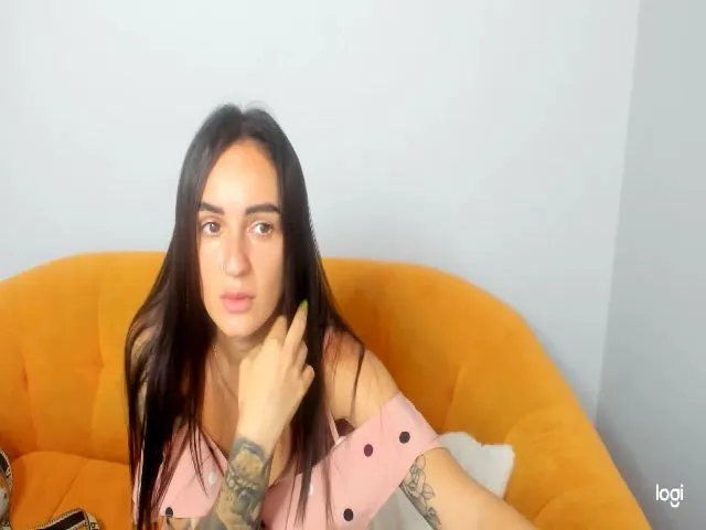 Live sex webcam photo for YourMissMasha #264826078