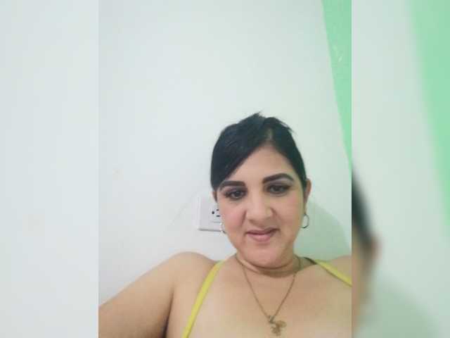 Live sex webcam photo for VeronicaLoftt #241475514