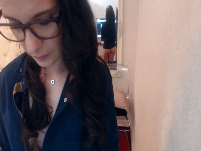 Live sex webcam photo for AlishaPacari #254352140