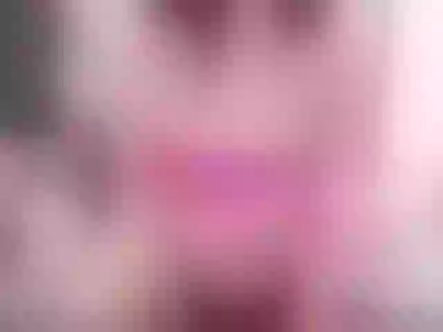 Live sex webcam photo for HotCoffeeGirl #252774766