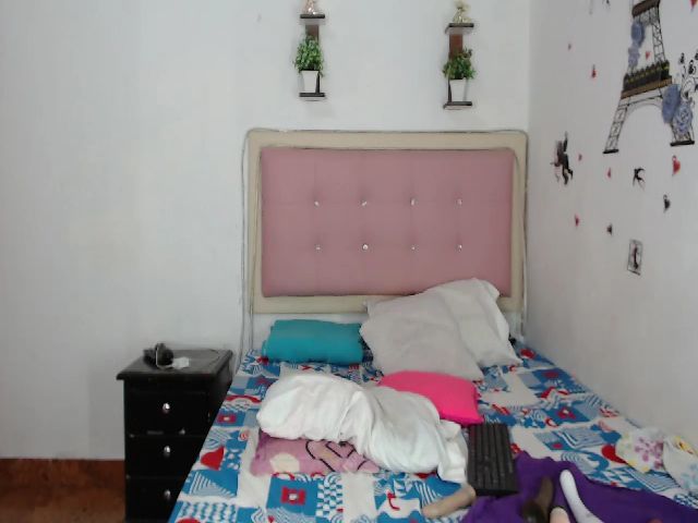 Live sex webcam photo for Maryalelove #260754601