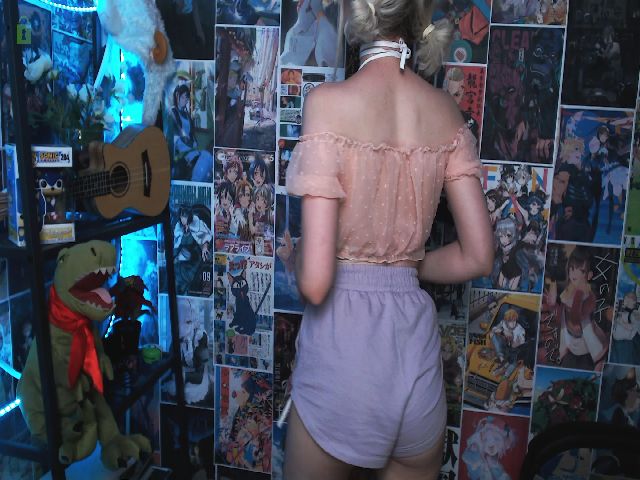 Live sex webcam photo for Manarose27 #259581290