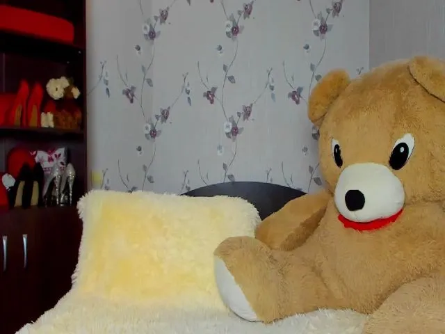 Live sex webcam photo for Alisa_Sims #256060438