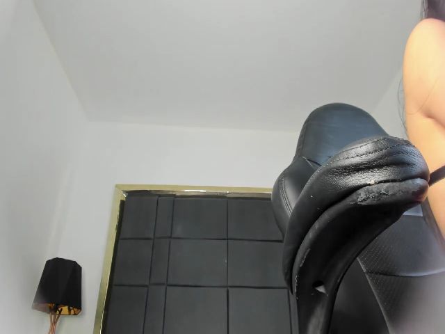 Live sex webcam photo for Marnie_Jones #253363046