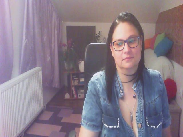 Live sex webcam photo for boosty4you #260259910