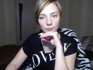 Live sex webcam photo for EmilyWild18 #240833277