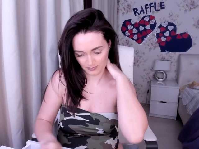 Live sex webcam photo for jessykm123 #240996959