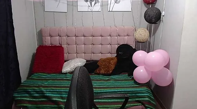 Live sex webcam photo for evencubus_art #243588756