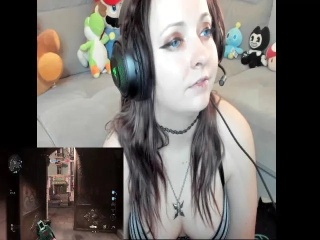 Live sex webcam photo for PrincessBluu #263913263