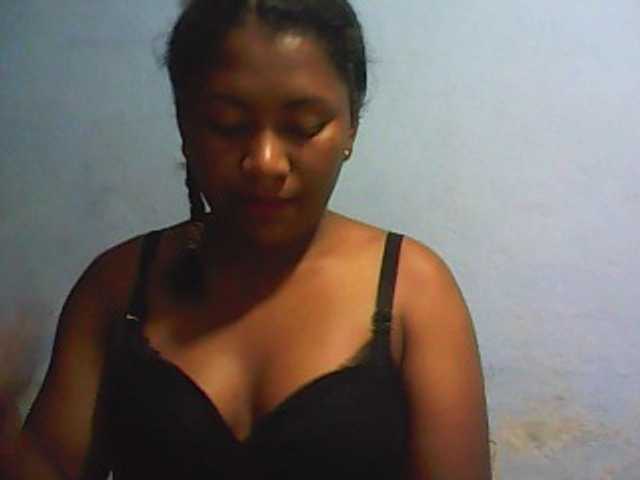 Live sex webcam photo for mybigass15 #241091181