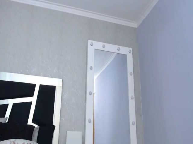 Live sex webcam photo for Pythonissa97 #258694617