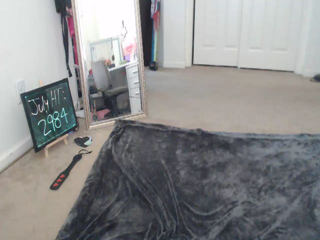 Live sex webcam photo for HollyLynnxo_ #261637094