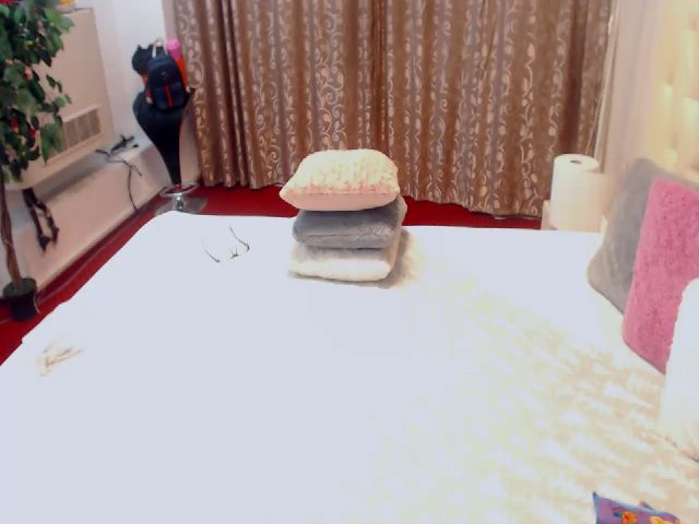 Live sex webcam photo for AlishaPacari #252910302