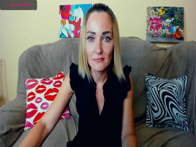 Live sex webcam photo for SecretDream #265488424