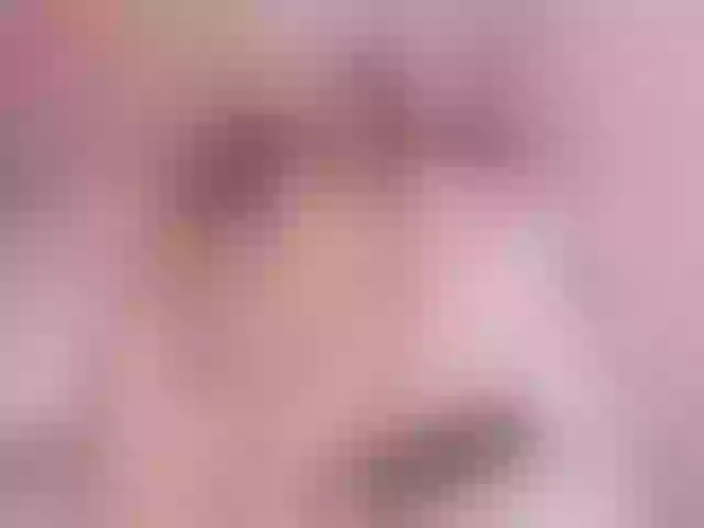 Live sex webcam photo for EmmaSiff #252616376