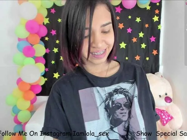 Live sex webcam photo for lolasexxx #241073467