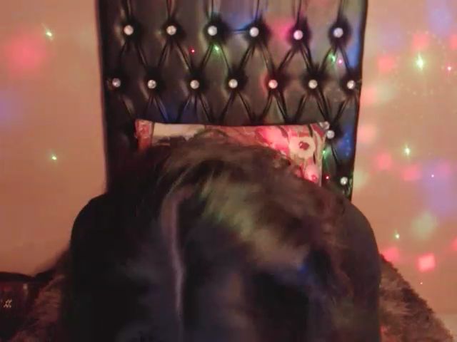 Live sex webcam photo for PARADISEQEEN #253507718