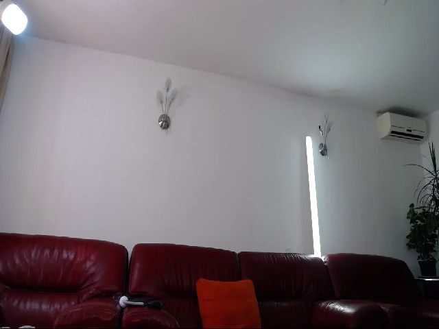 Live sex webcam photo for Alicia_beggs #252472206