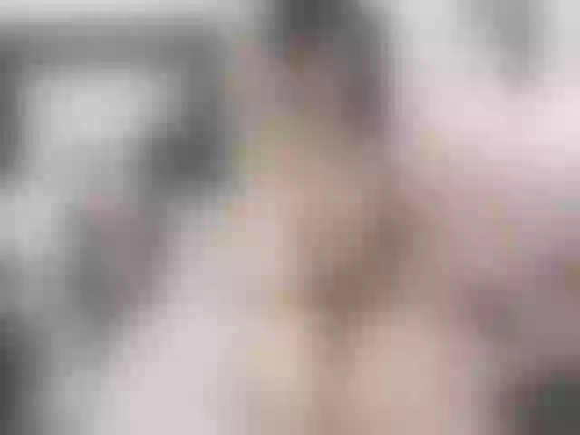 Live sex webcam photo for Elliza717 #252685403