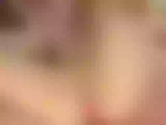 Live sex webcam photo for juliesquirts #241183032