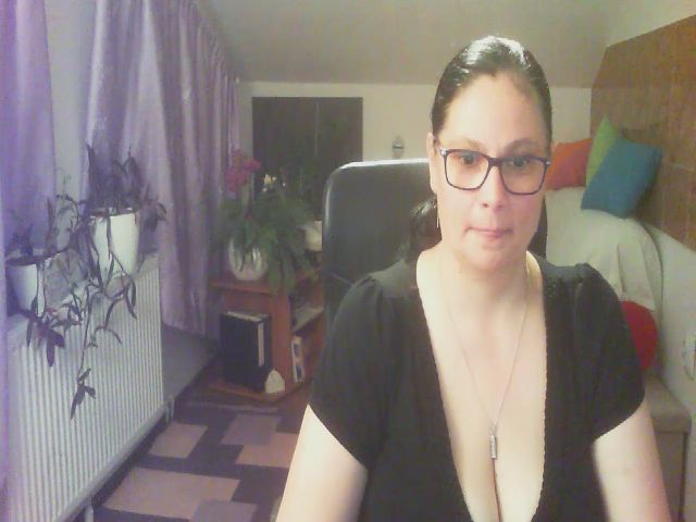 Live sex webcam photo for boosty4you #256438562