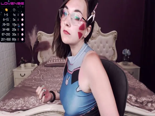Live sex webcam photo for WinonaCooper #255261549