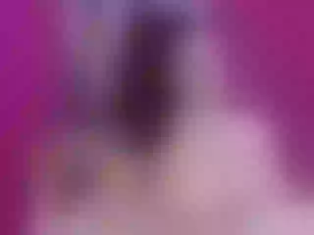 Live sex webcam photo for BustyxxHelen #245461672