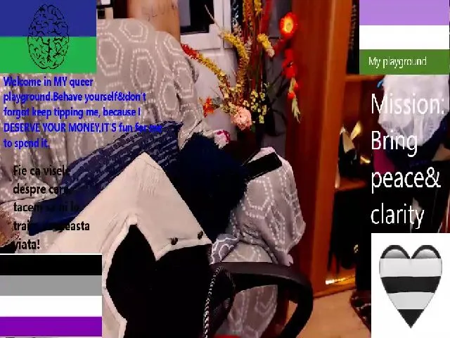 Live sex webcam photo for ImperatrizaS #254575368