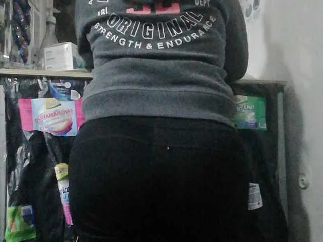 Live sex webcam photo for latinaamorosa #241151061