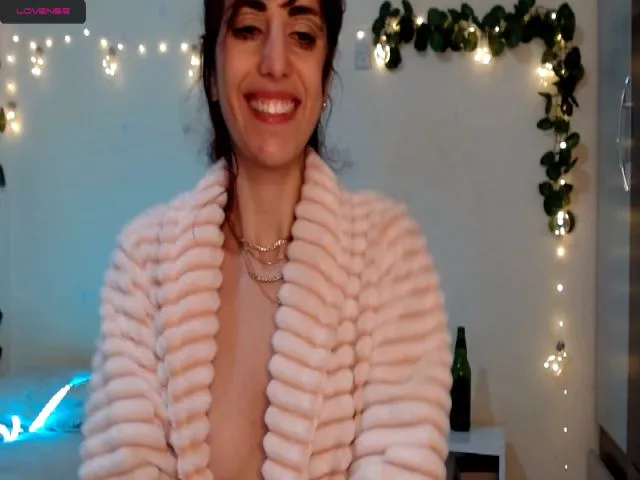 Live sex webcam photo for Saylorxsindy #257396570
