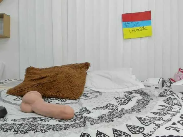 Live sex webcam photo for Merida- #243918334