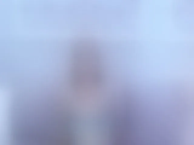 Live sex webcam photo for AliceF #261176365