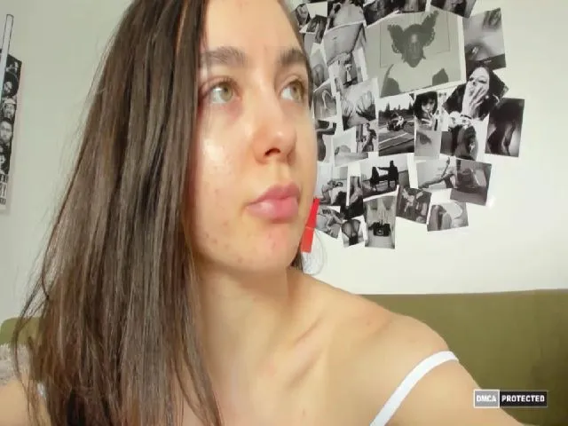 Live sex webcam photo for SpicyTrouble #255928309