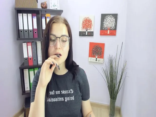 Live sex webcam photo for EvaMild #253208648