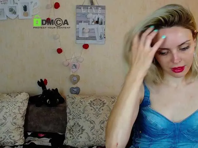 Live sex webcam photo for gloriawoo #252185124