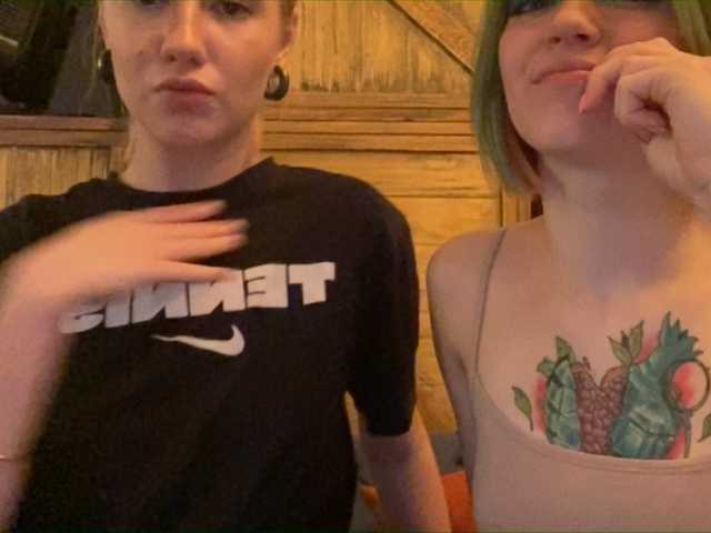 Live sex webcam photo for TreshGirls #241105225