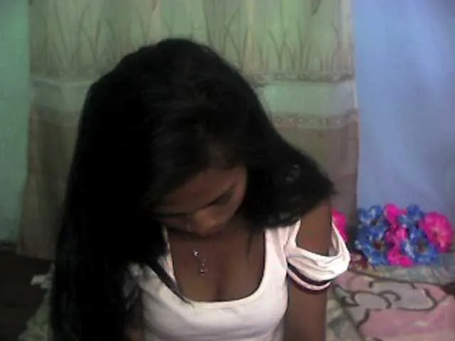 Live sex webcam photo for Parfait- #252493882