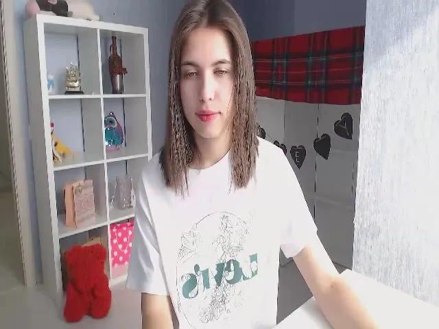 Live sex webcam photo for YourrAngell #259078629