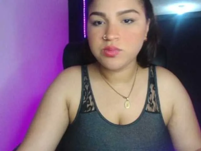 Live sex webcam photo for strawberryss #242088722