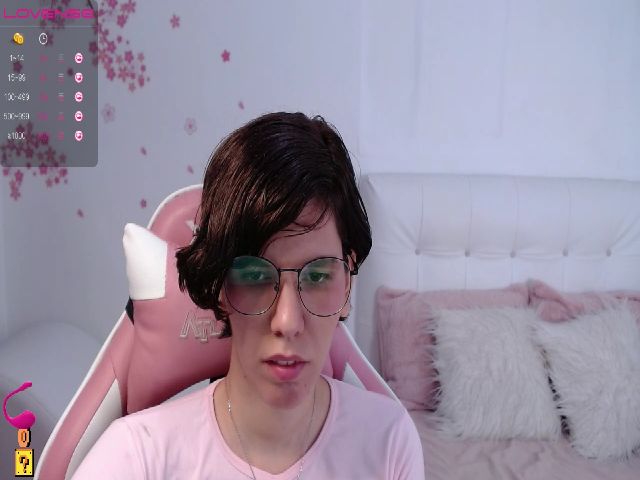 Live sex webcam photo for Eligos69 #255263228