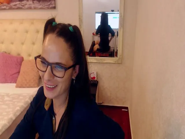 Live sex webcam photo for AlishaPacari #255484474